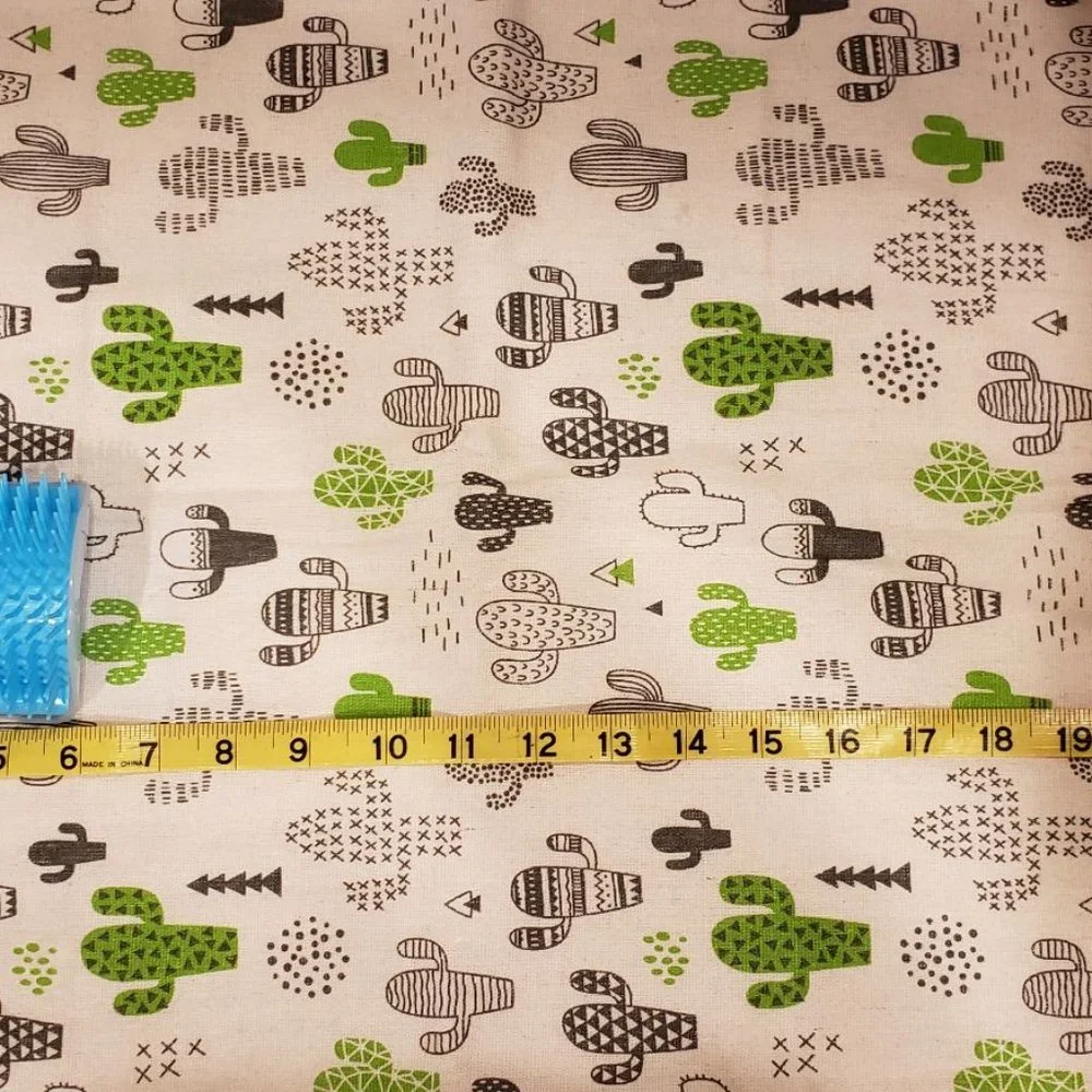 Cat Wall Brush and Hammock, Corner Self Grooming Brush Tall Longer Style Cat